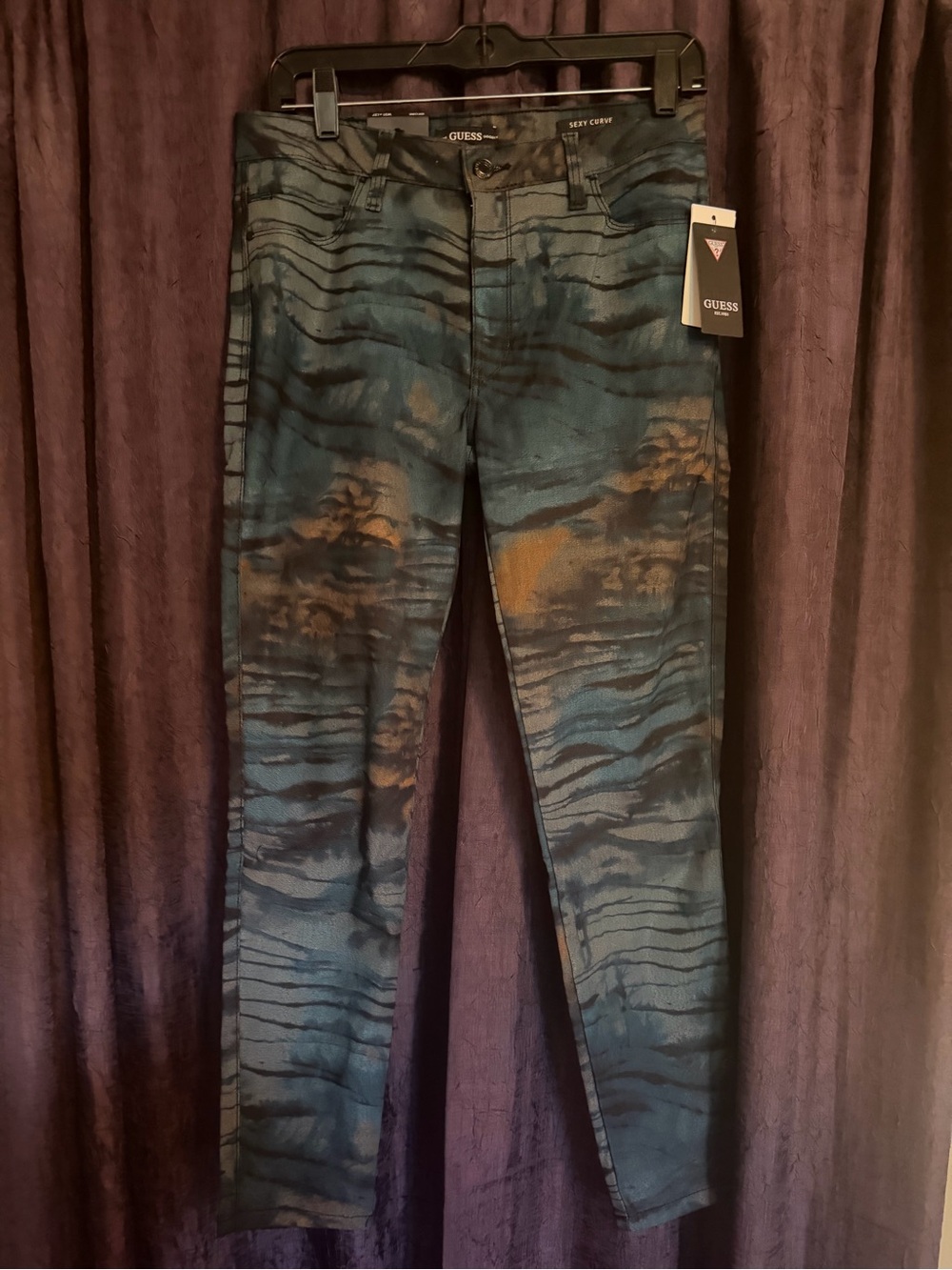 GUESS Women's Eye of the Tiger Blue Combo Skinny Patterned Jeans NWT